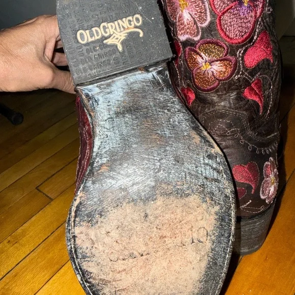 Old Gringo Burgundy and Dark Brown Embroidered Heeled Boots - Picture 7 of 9